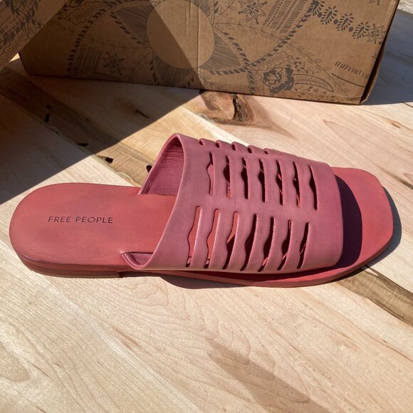 NEW Free People  Slice of Sun fine leathers Sandals in watermelon for women 3J2 - Picture 3 of 12